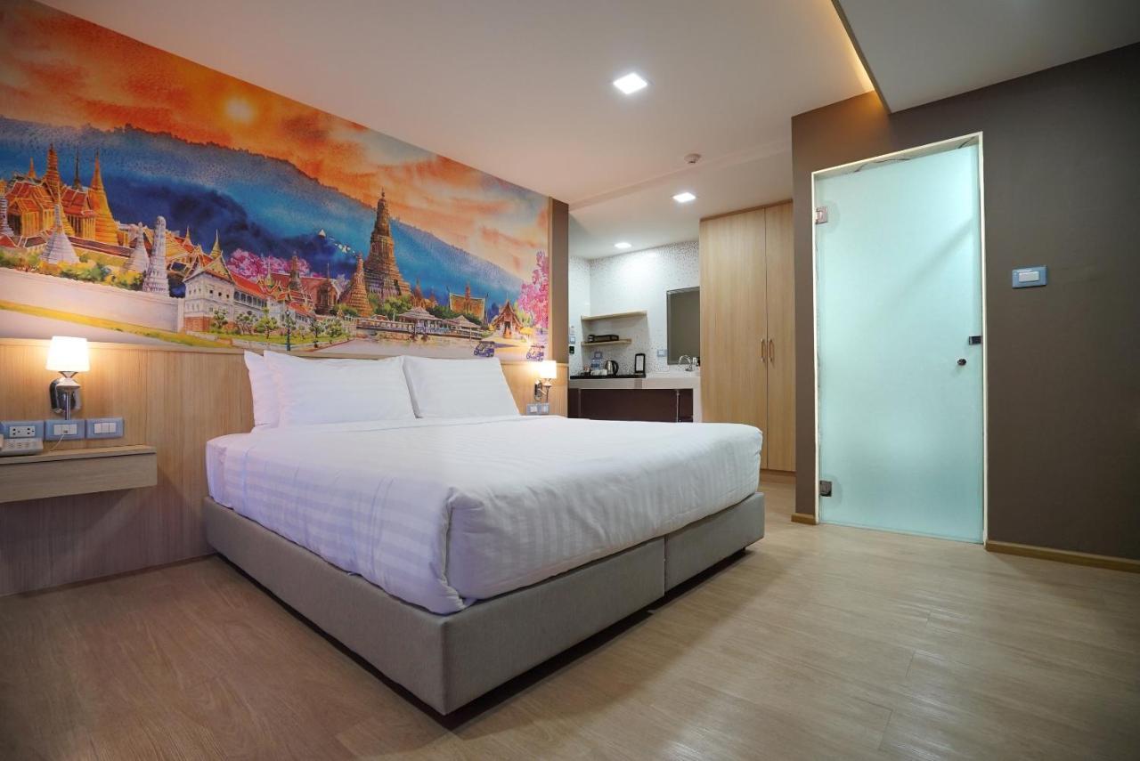 The Qube Fifty Hotel Bangkok Luaran gambar