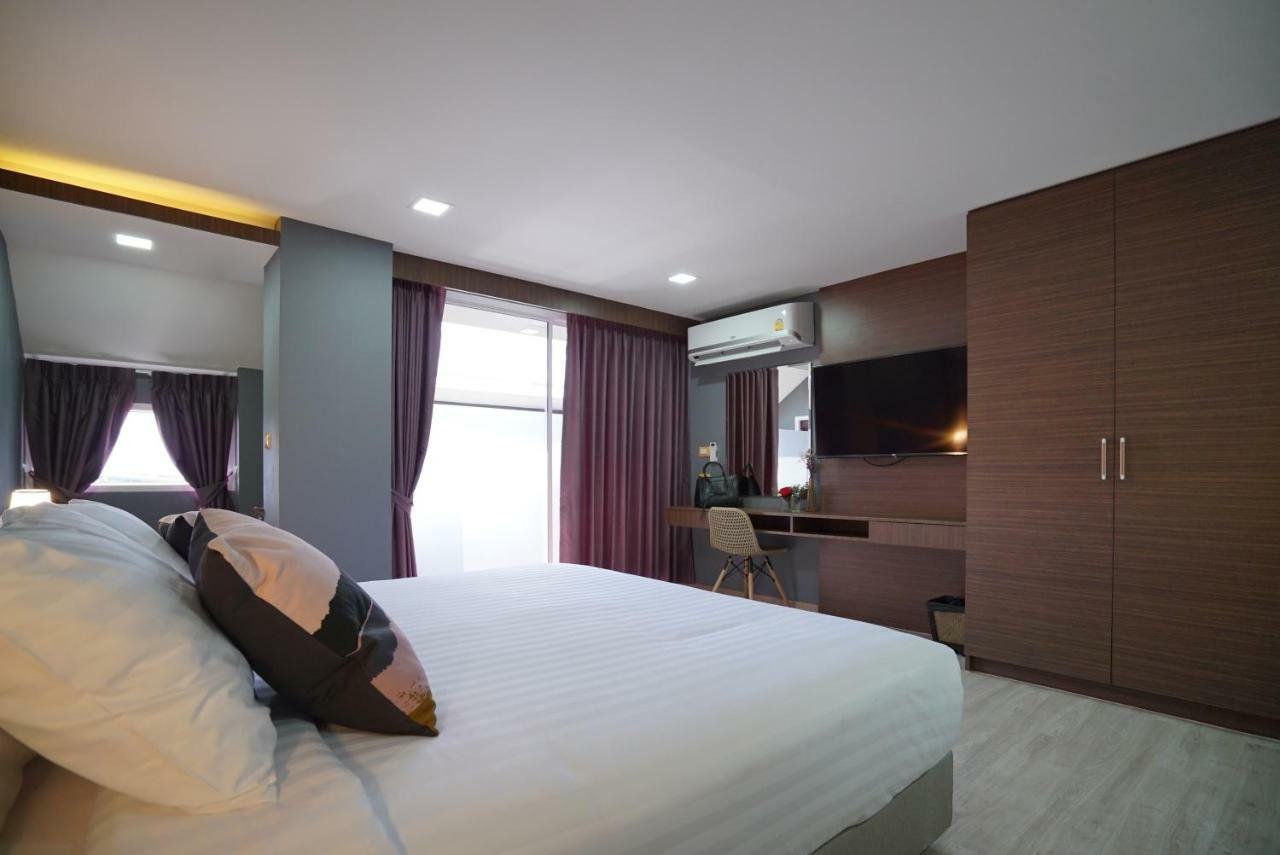 The Qube Fifty Hotel Bangkok Luaran gambar